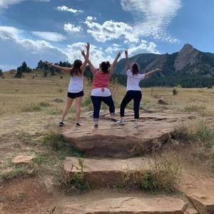 Meet your Posher, April